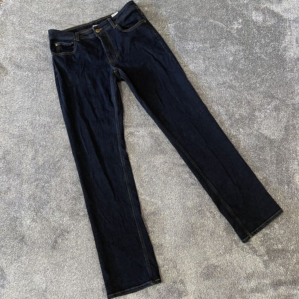 Columbia Omni Shield Navy Denim Jean Men Size 32x34 Straight Cut